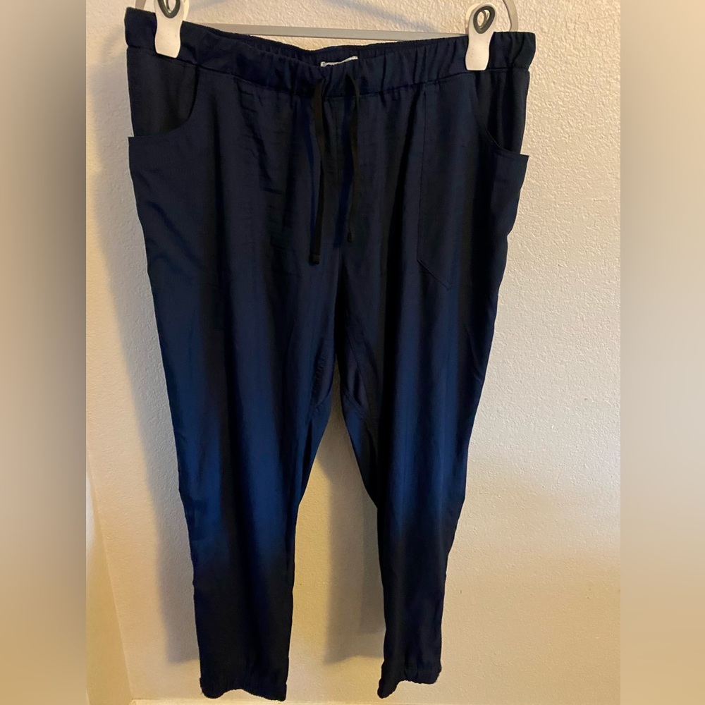 KOI Lite Slim Fit Mechanical Stretch Pant Navy Color - Picture 1 of 1